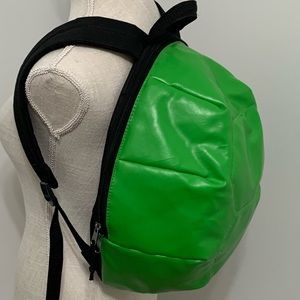 notorious pat sprayground